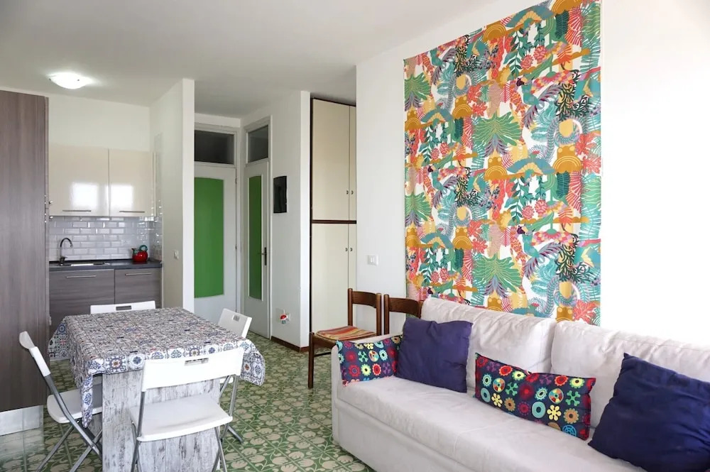 Beautiful Beachfront Apartment With Terrace Sea View and Swimming Pool