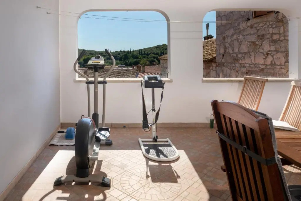 Luxury 3 Bedroom Apartment