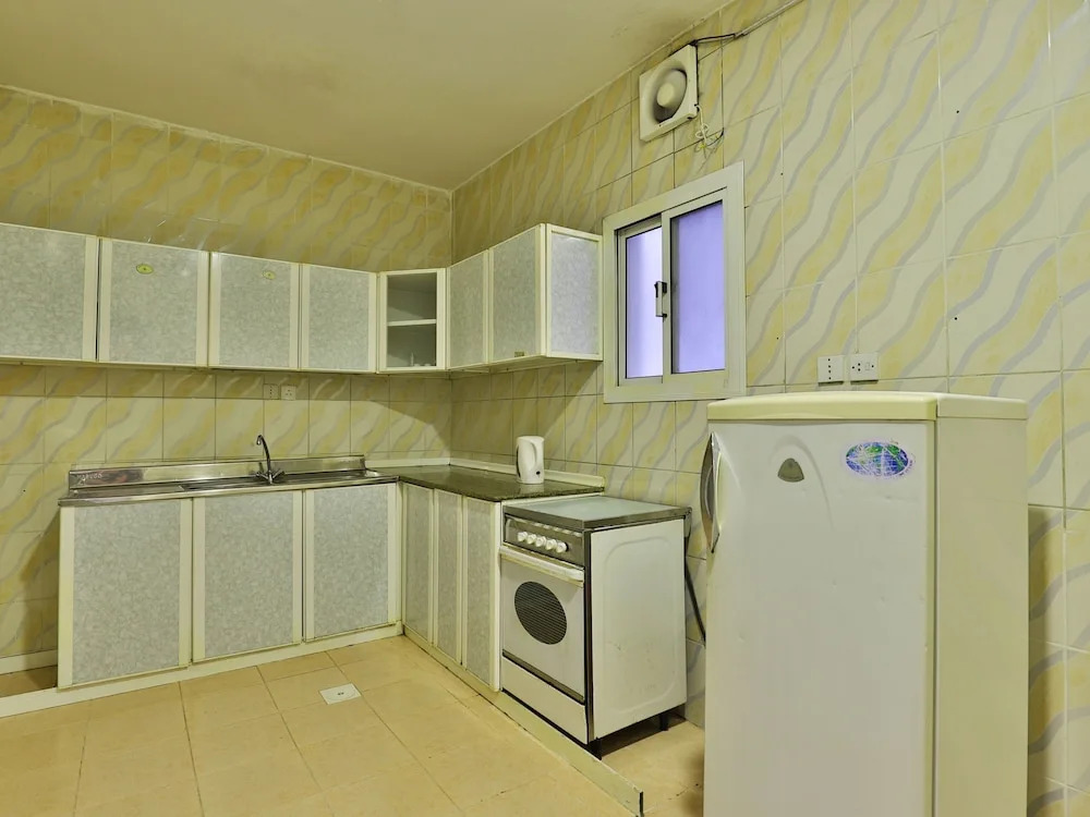 OYO 211 Mayar International Furnished Units 1