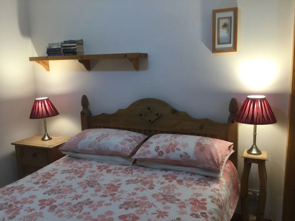 Inverness Apartments - Glen View