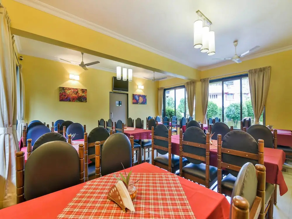 OYO 807 Hotel Gopika International