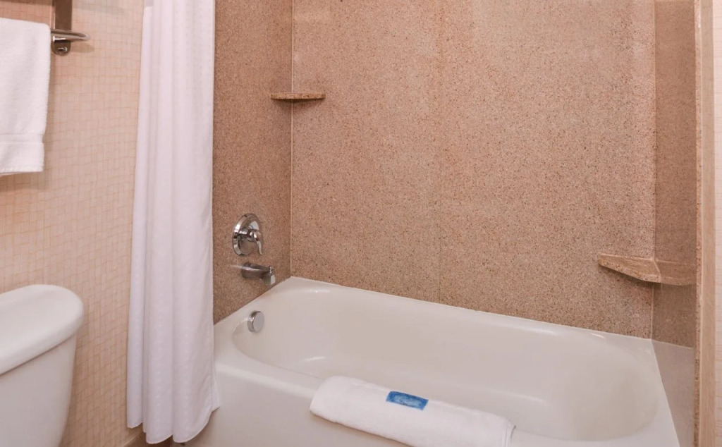 Holiday Inn Express & Suites White Haven - Poconos by IHG