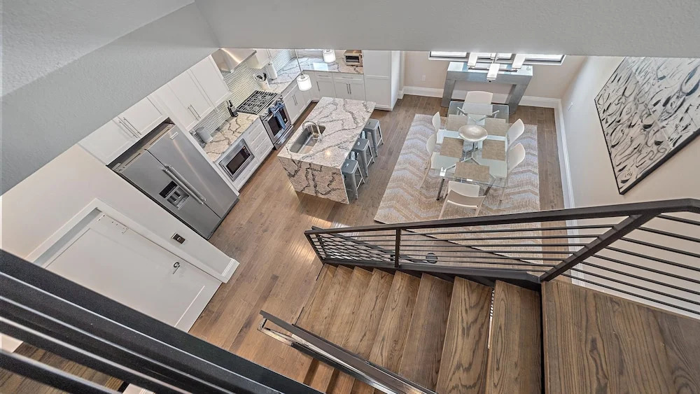 Cityscape Retreat 2 Bedroom Townhouse by RedAwning