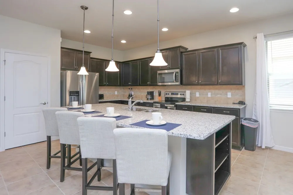 8 Bedroom Vacation Home in Windsor at Westside