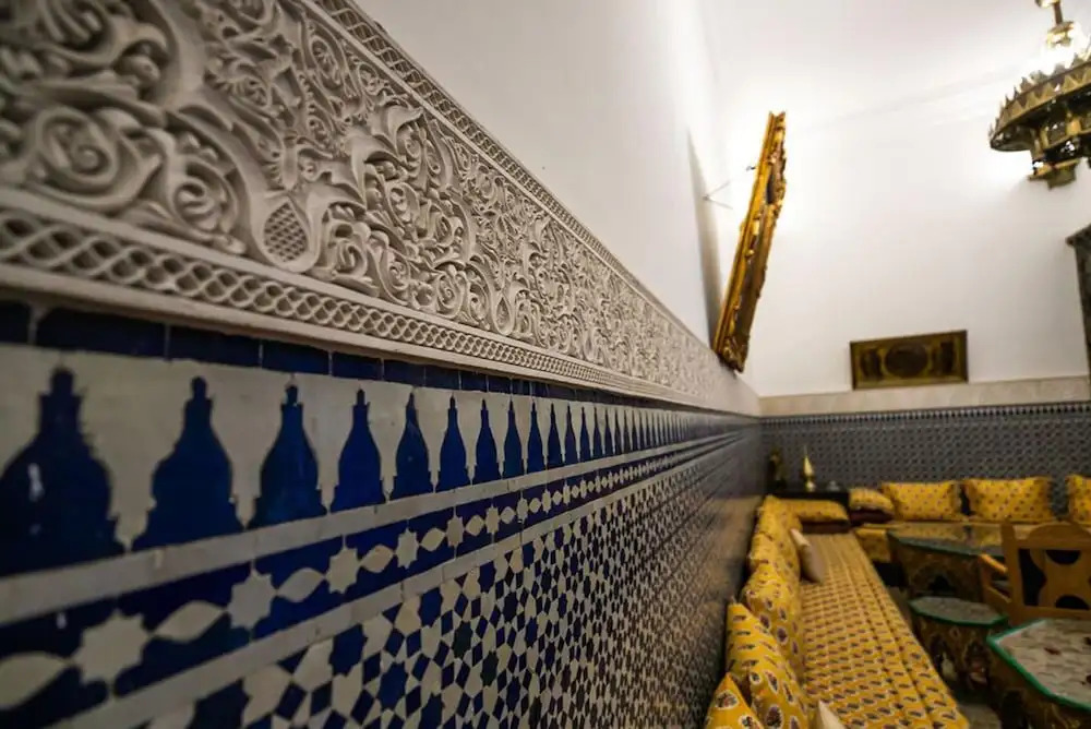 Room in B&B - Riad Authentic Palace & Spa - Royale Suite Al Cazar