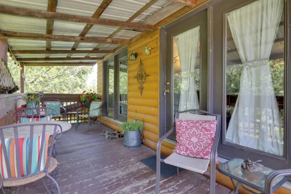 3 Mi to Great Smoky Mtn NP: Riverfront Retreat
