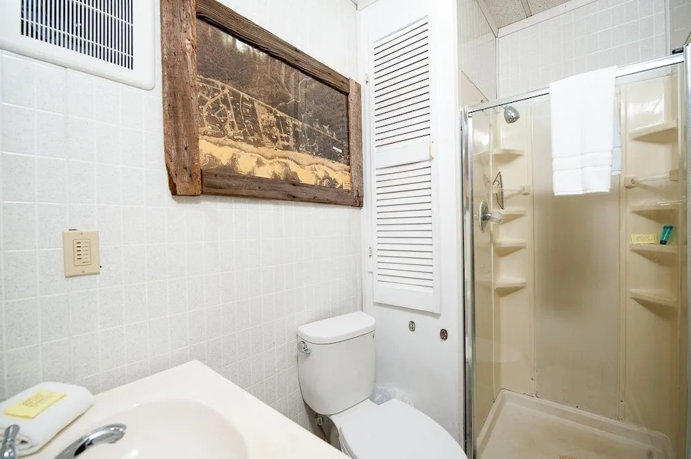 Sullishak 3 Bedrooms 2.5 Bathrooms Home