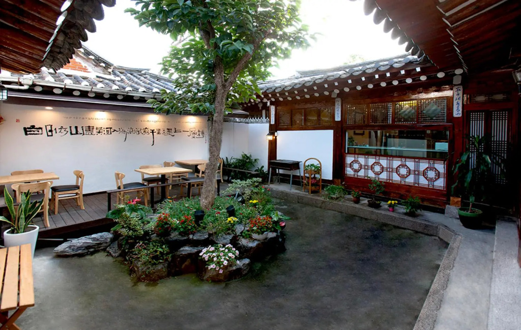 Moggoji Hanok Guesthouse