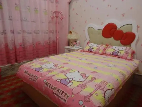 Xiamen Alice Theme Hotel