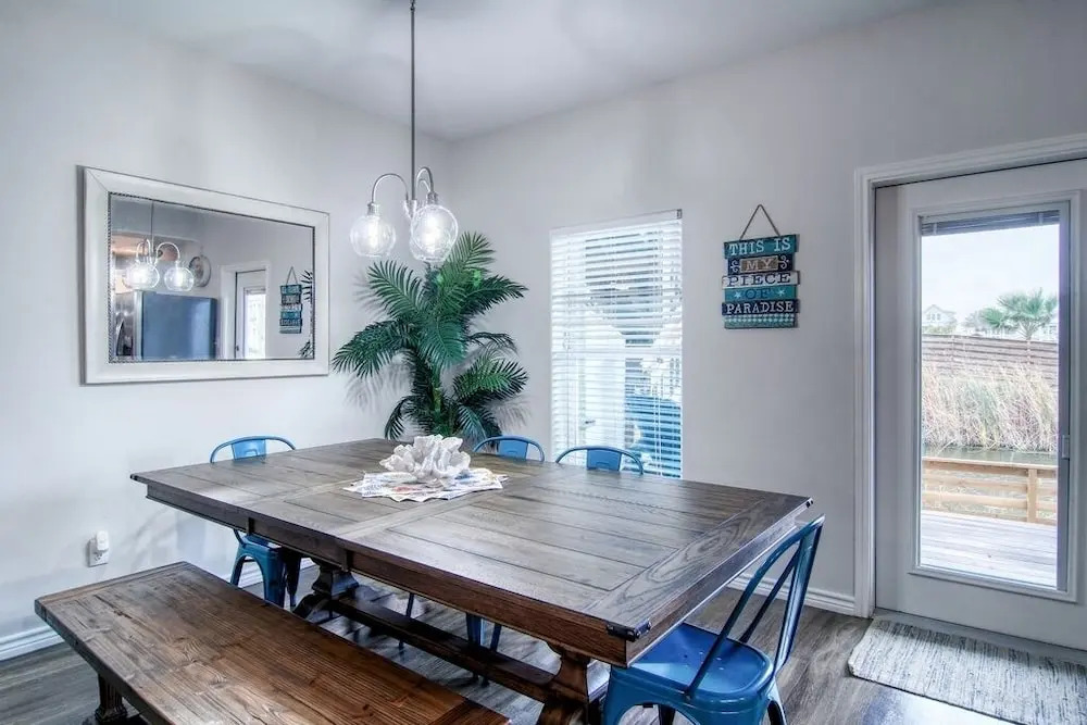 Gulf Vista Villa 5 Bedrooms 4 Bathrooms Home