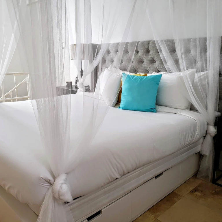 Roof Top Hotel Apartment #5 King Bed - Old San Juan