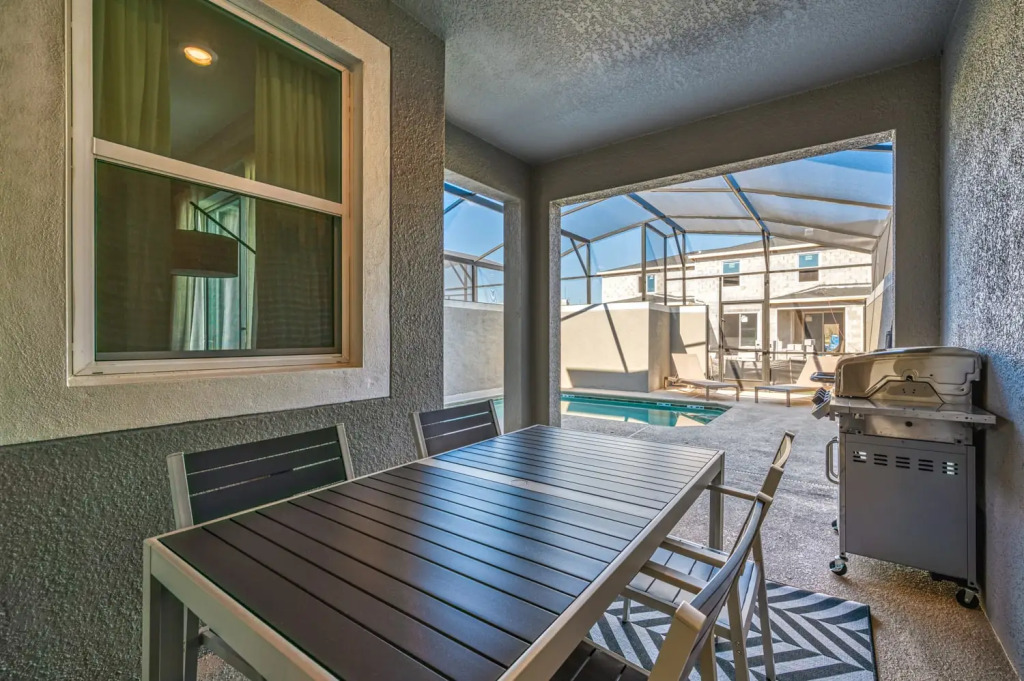 Awesome home with private pool near Disney