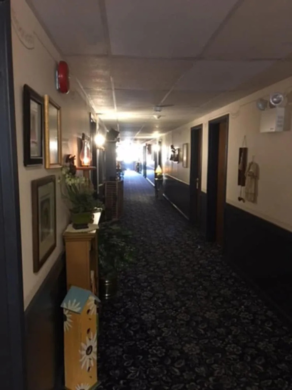 Country Living Inn