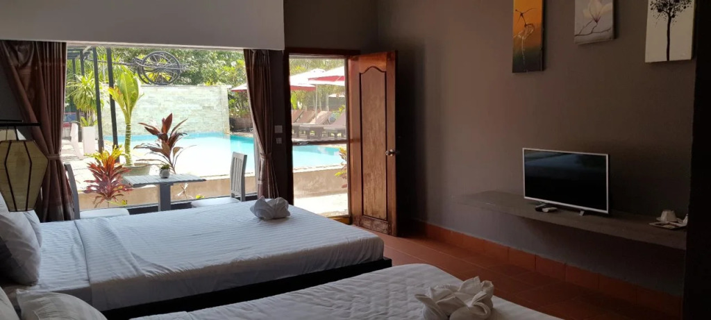 White Lotus Resort