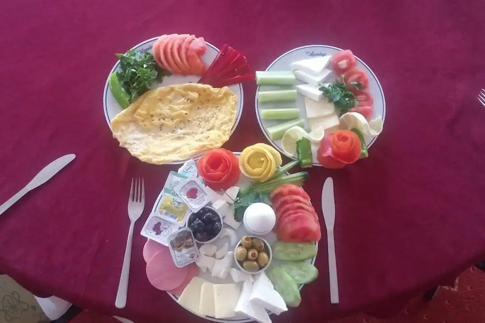 Ayintap Hotel