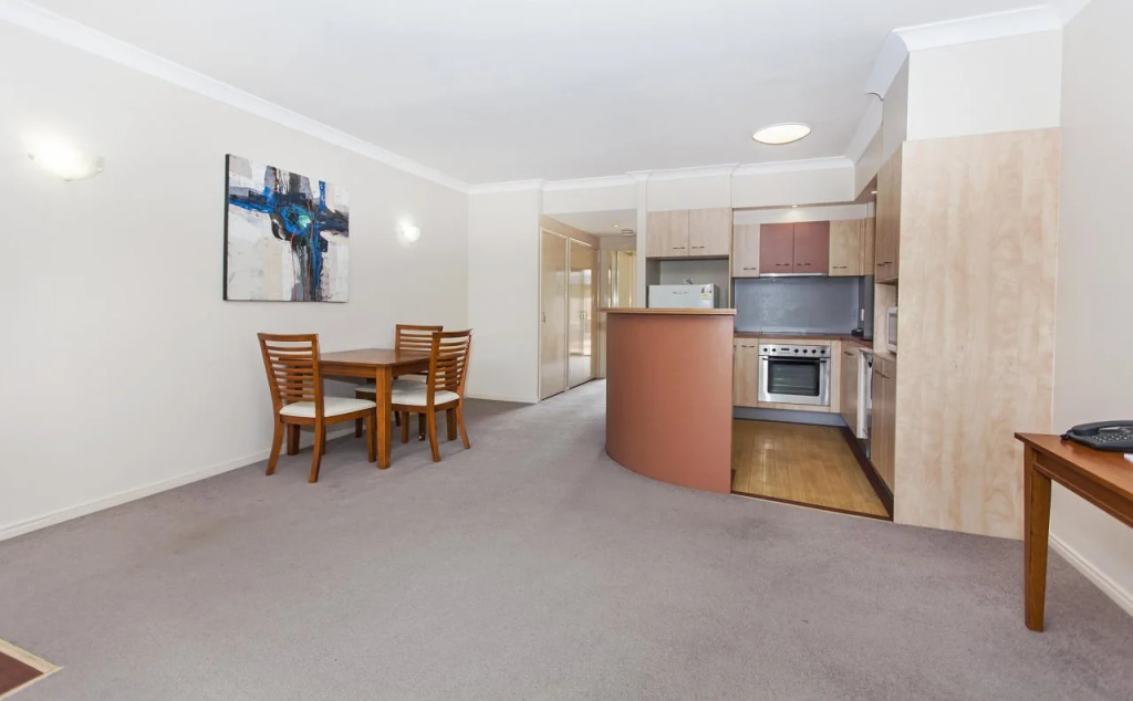 Spring Hill Central Apartments