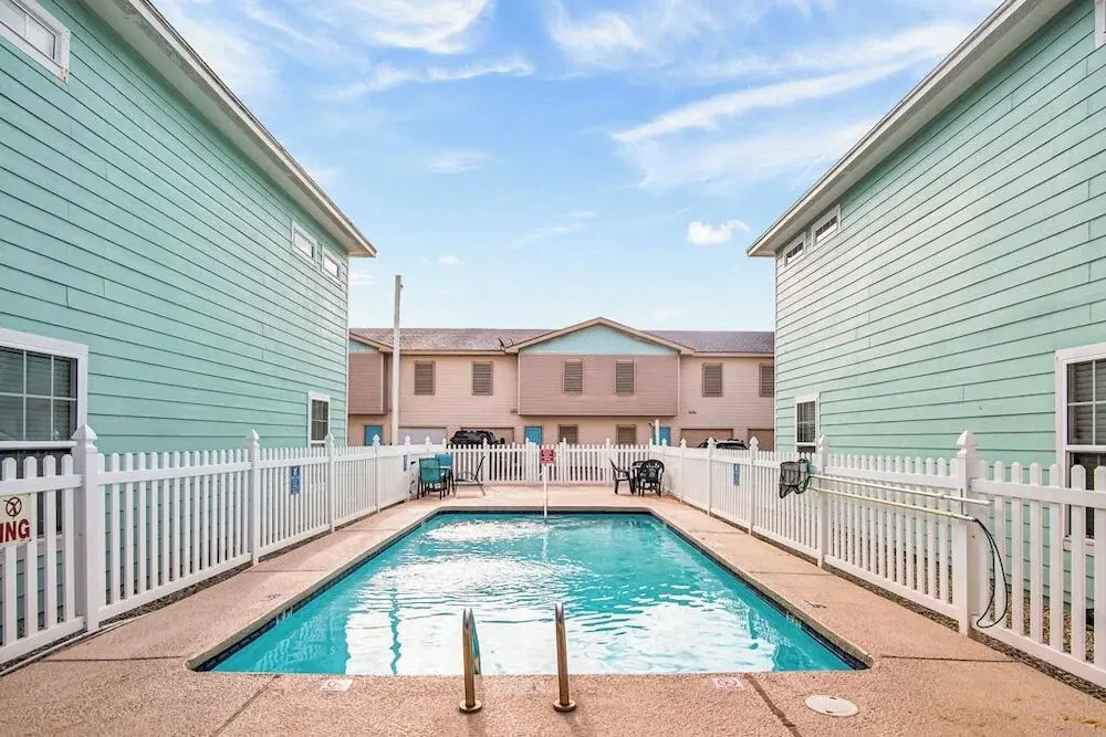 Family Tides Beach House by Silver Sands Vacation Rentals