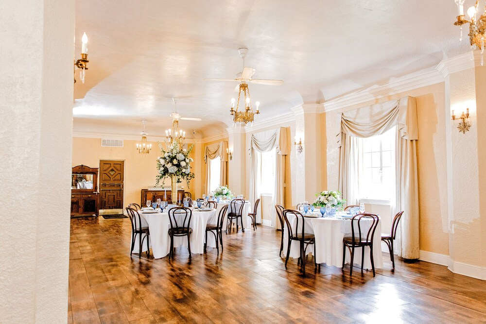 The Faust Hotel