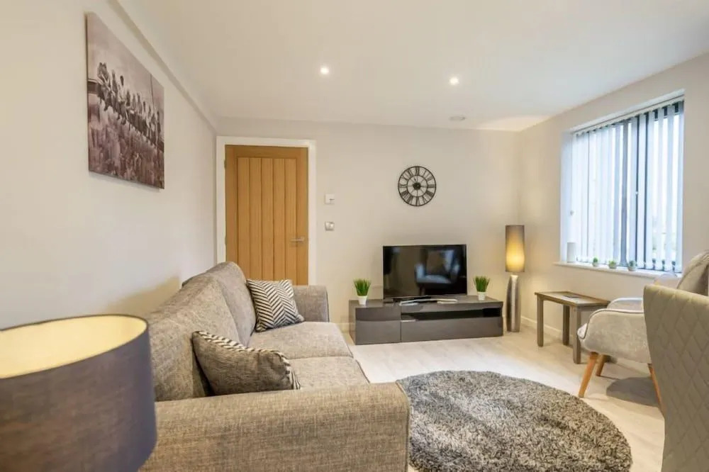 St Johns Mews