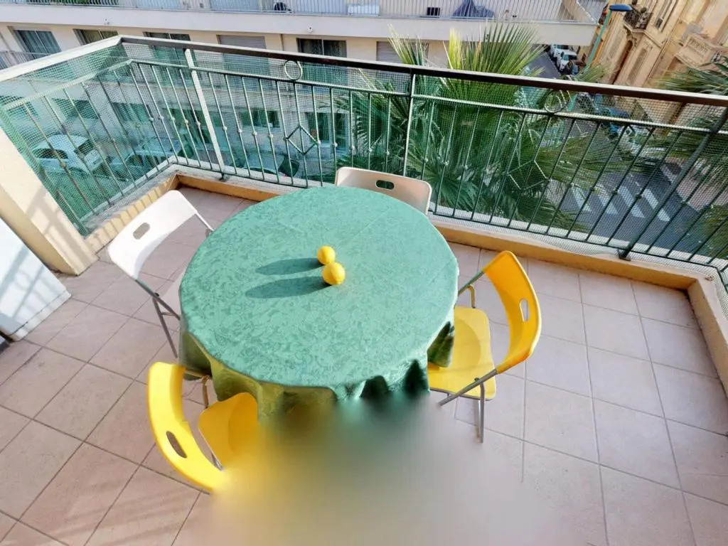 Appartement Menton, 3 pièces, 6 personnes - FR-1-196-270