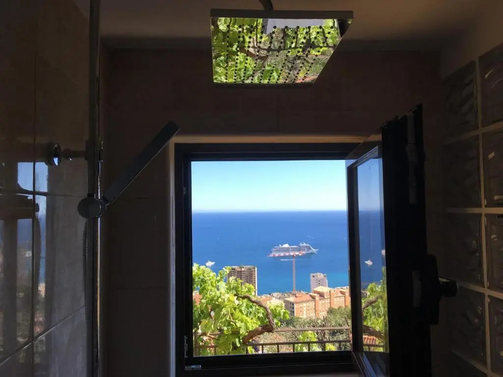 La Bella Vista