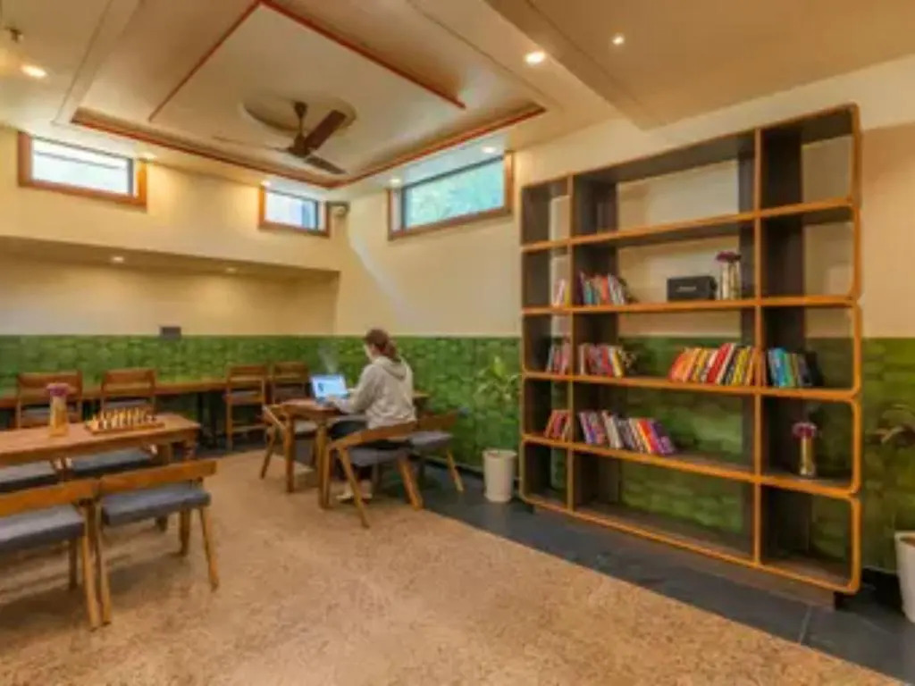 The Hosteller Agra, Tajganj
