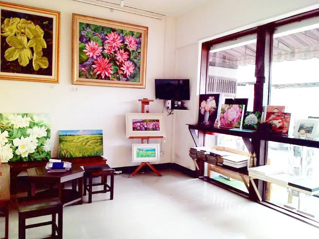 Jangmuang Gallery House