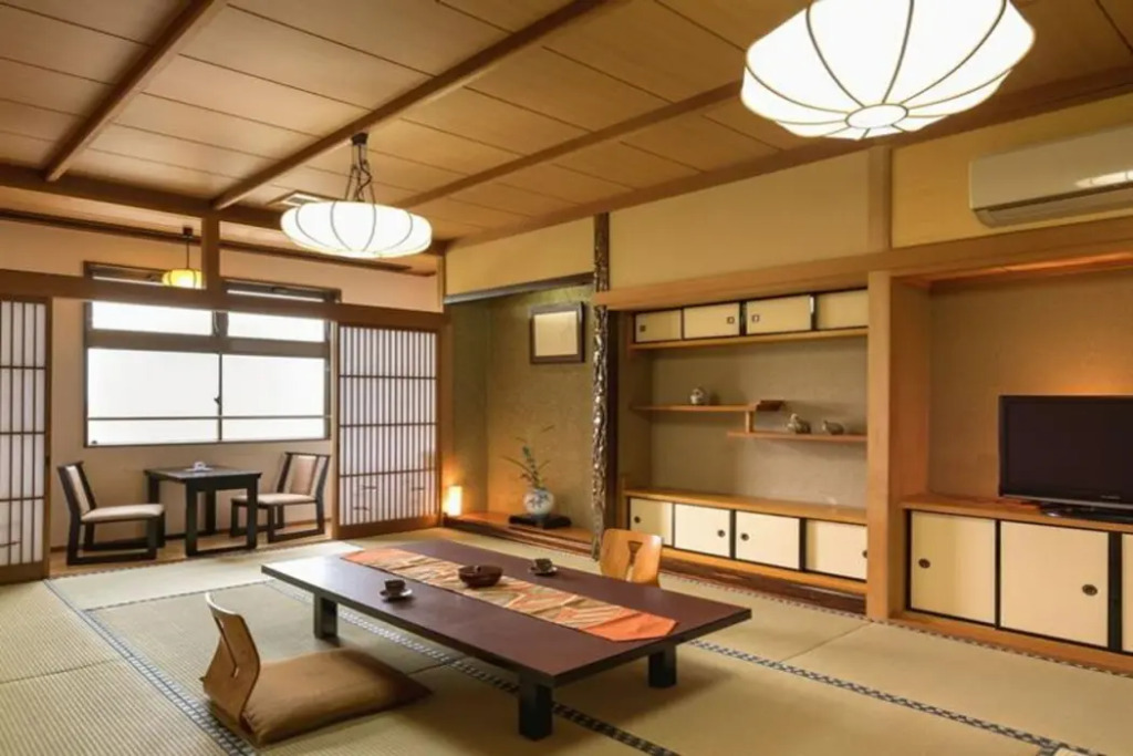 Yumoto Kobayashi