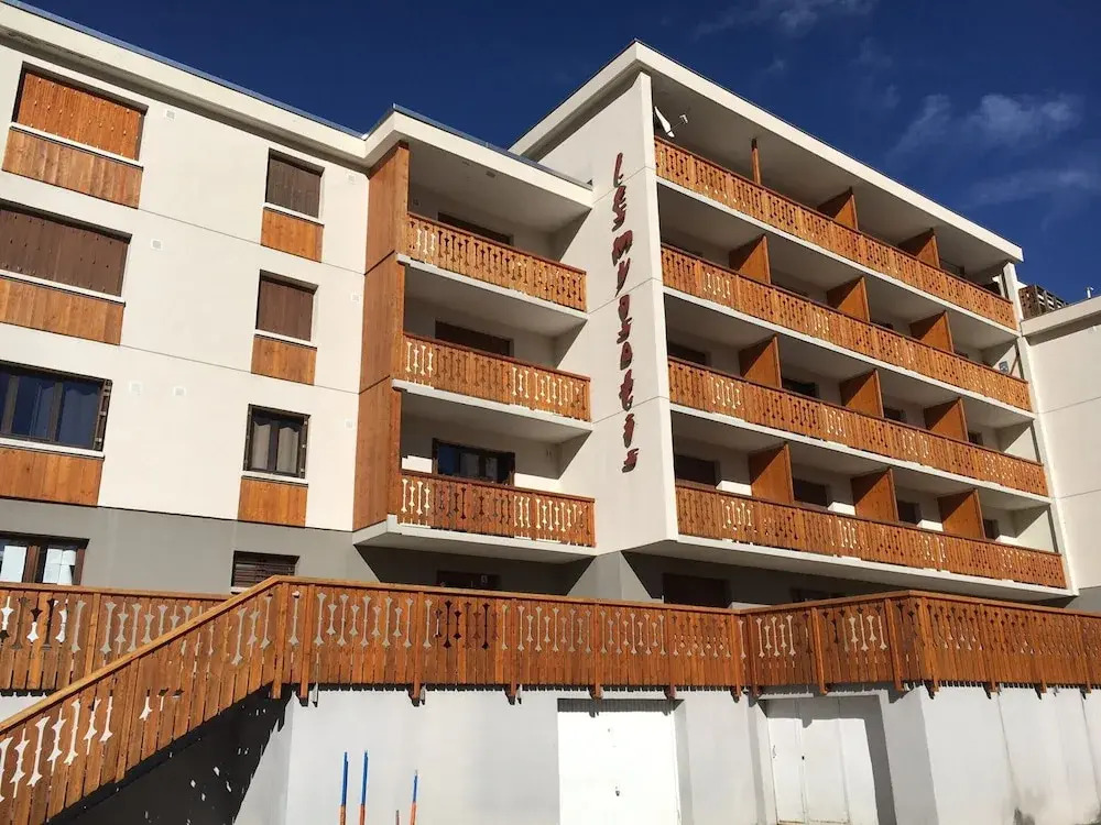 Family Apartment Near the Slopes