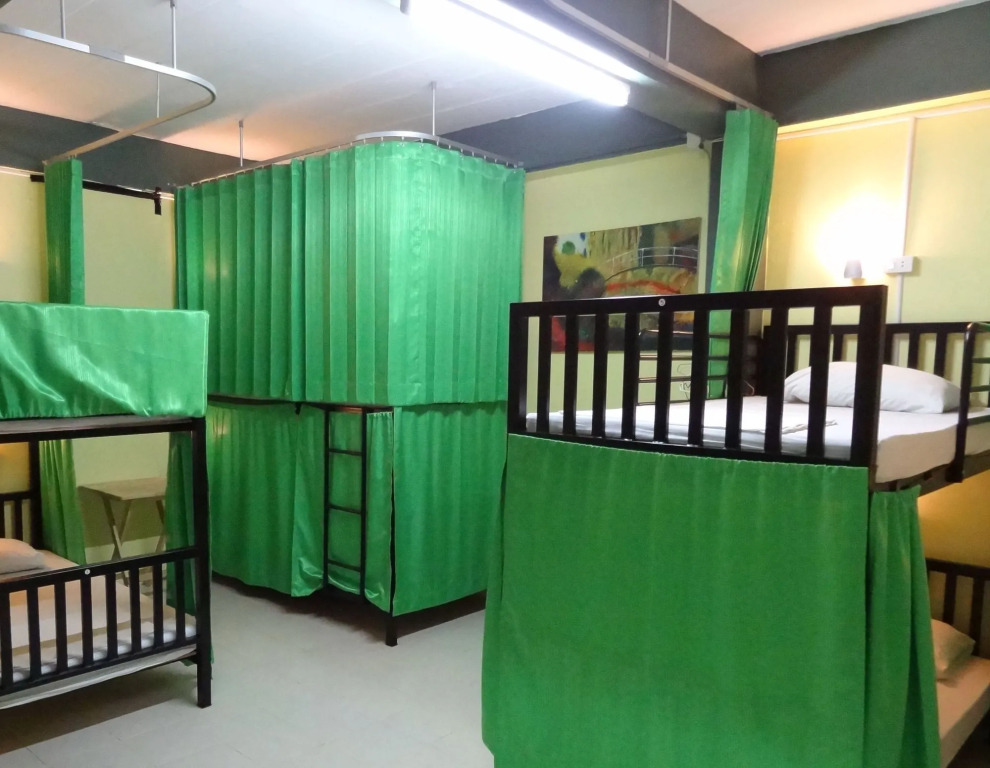 Hugs Guesthouse