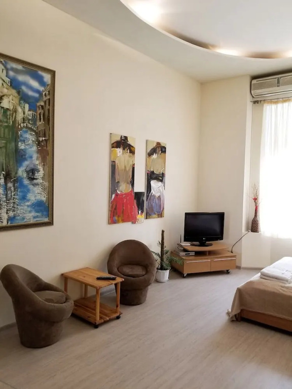 Апартаменты Home-Hotel, Михайловский пер., 9б-2