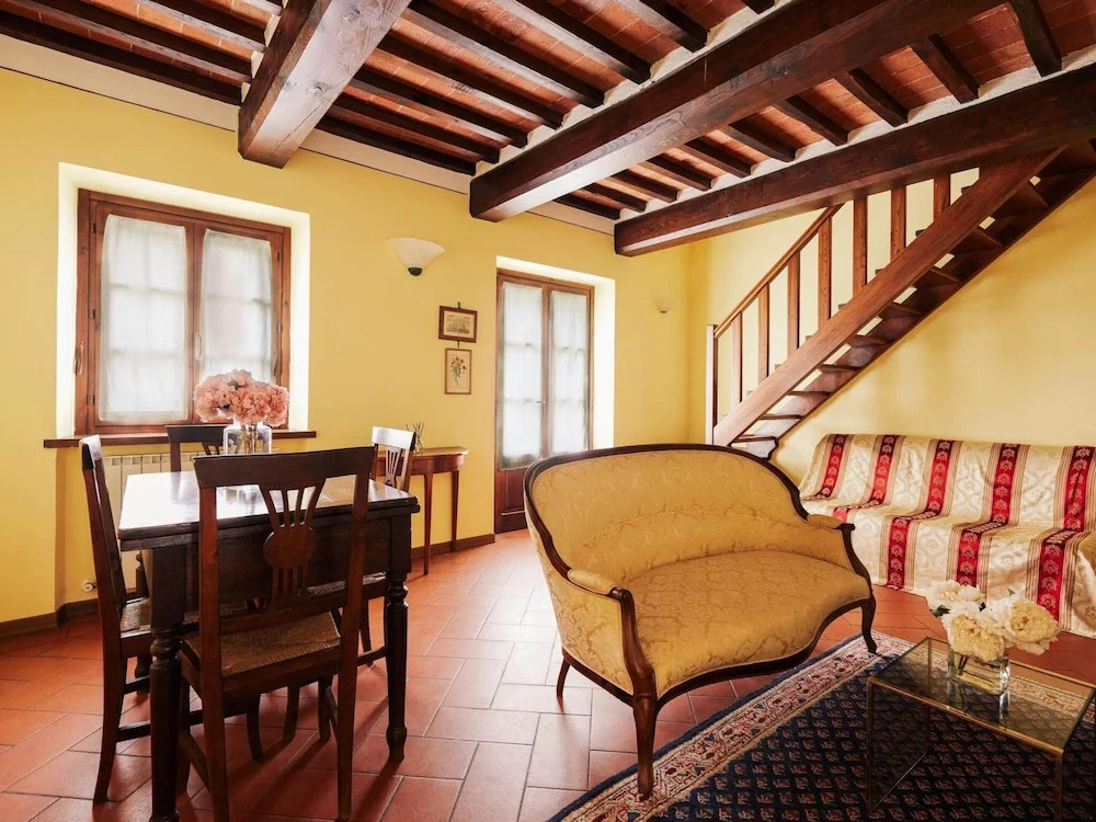 Beautiful Holiday Home With View Over Cortona in Beautiful Surroundings