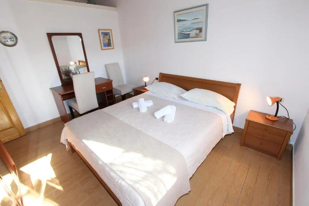 Holiday House San Pruti