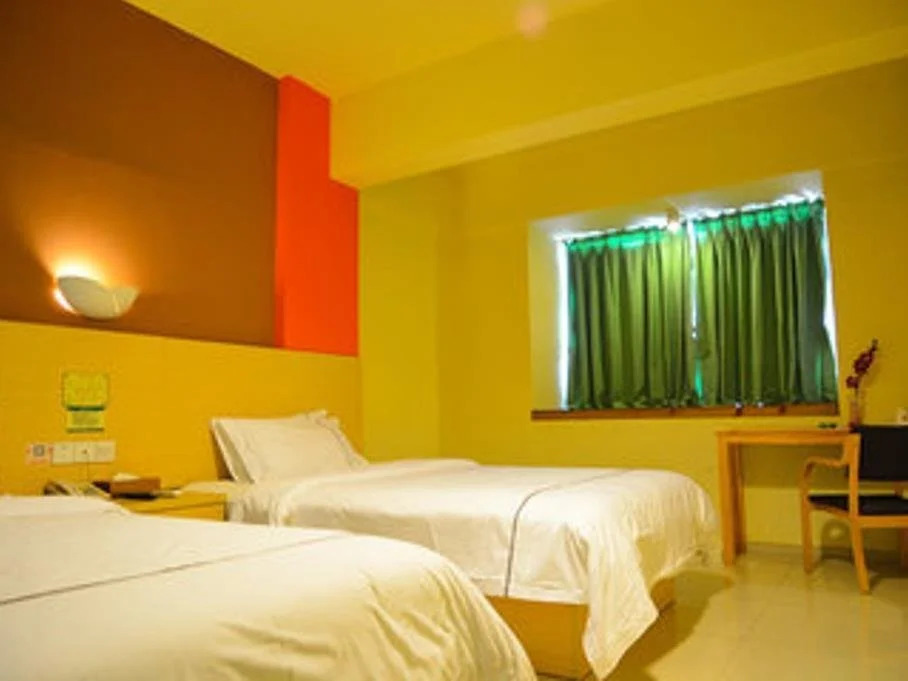 8 Inn Shenzhen Gongming Branch