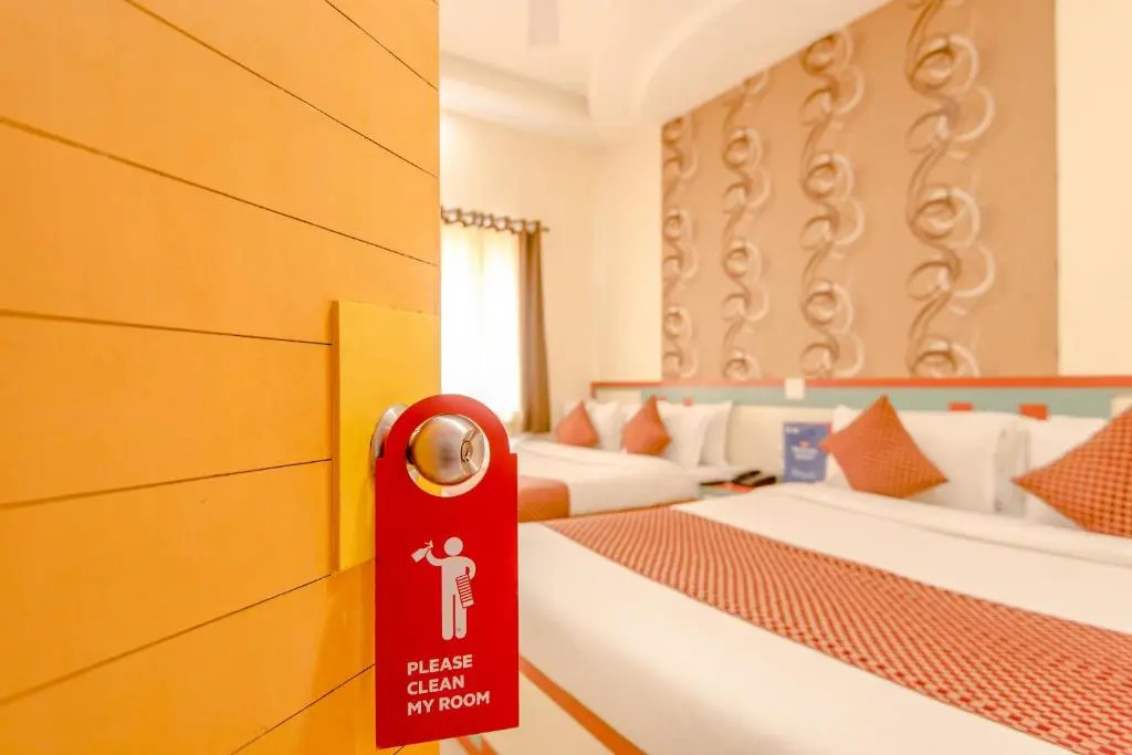 Hotel Sai Country Inn