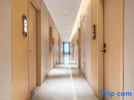 Yaman Qingju · Movie Homestay (Guangzhou Longgui Jinbo Plaza)