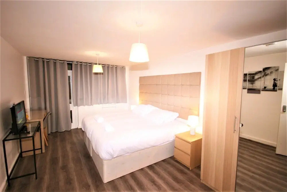 Parfett Guest House