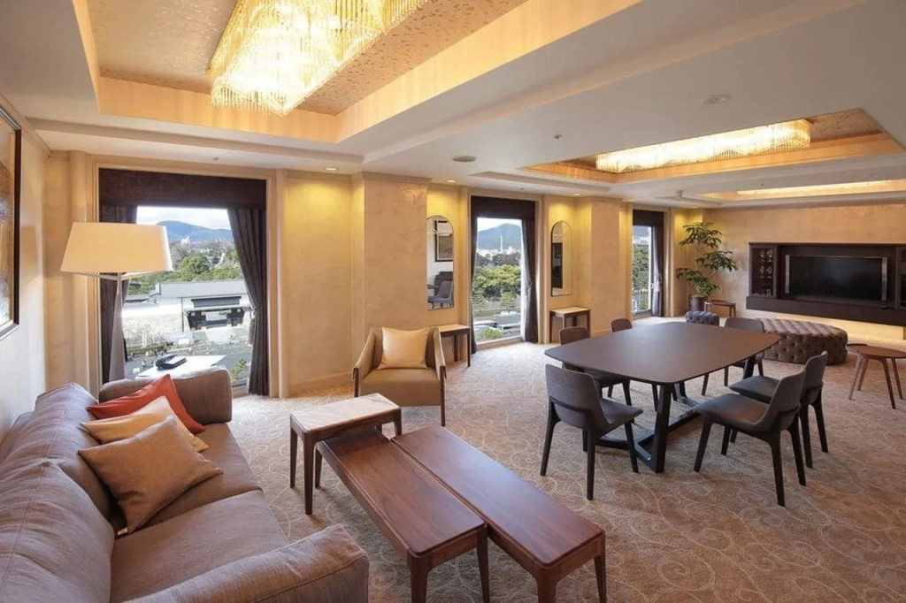 Отель ANA Crowne Plaza Kyoto, an IHG Hotel