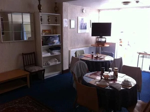 Lonsdale Lodge
