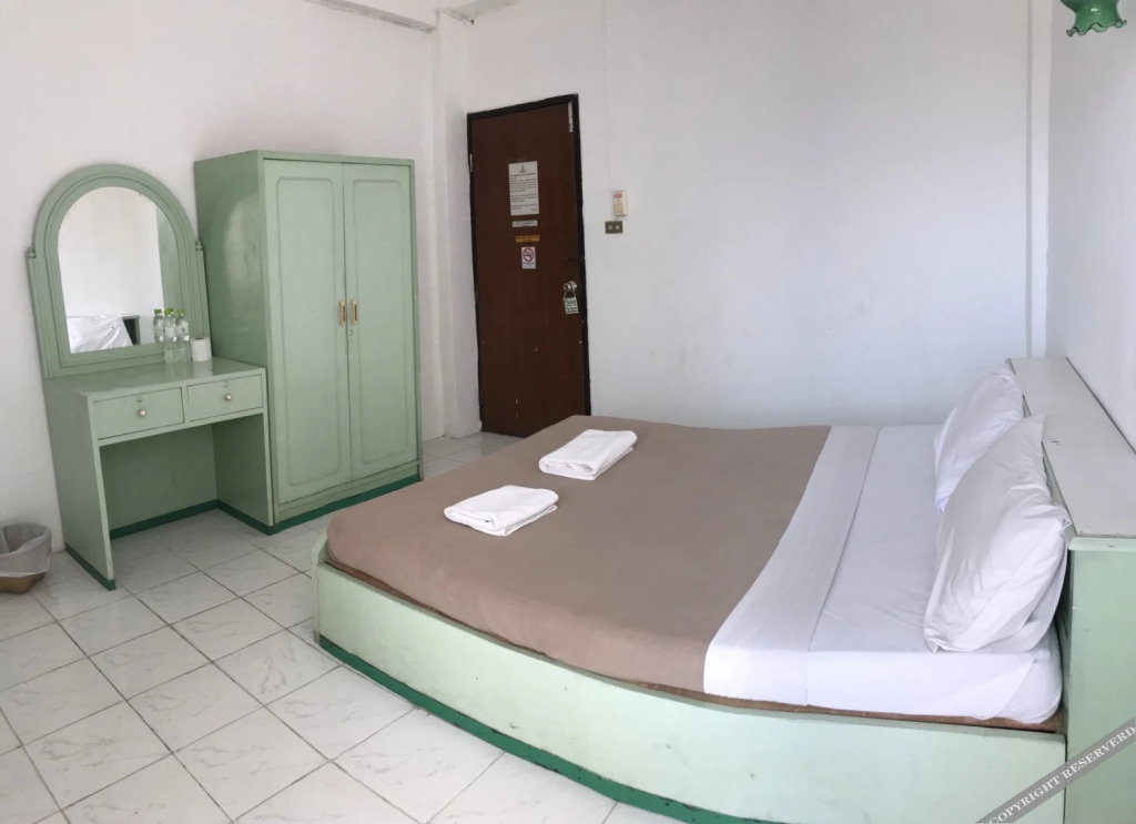 Royal Guesthouse at Chiang Mai Old City By Hjz