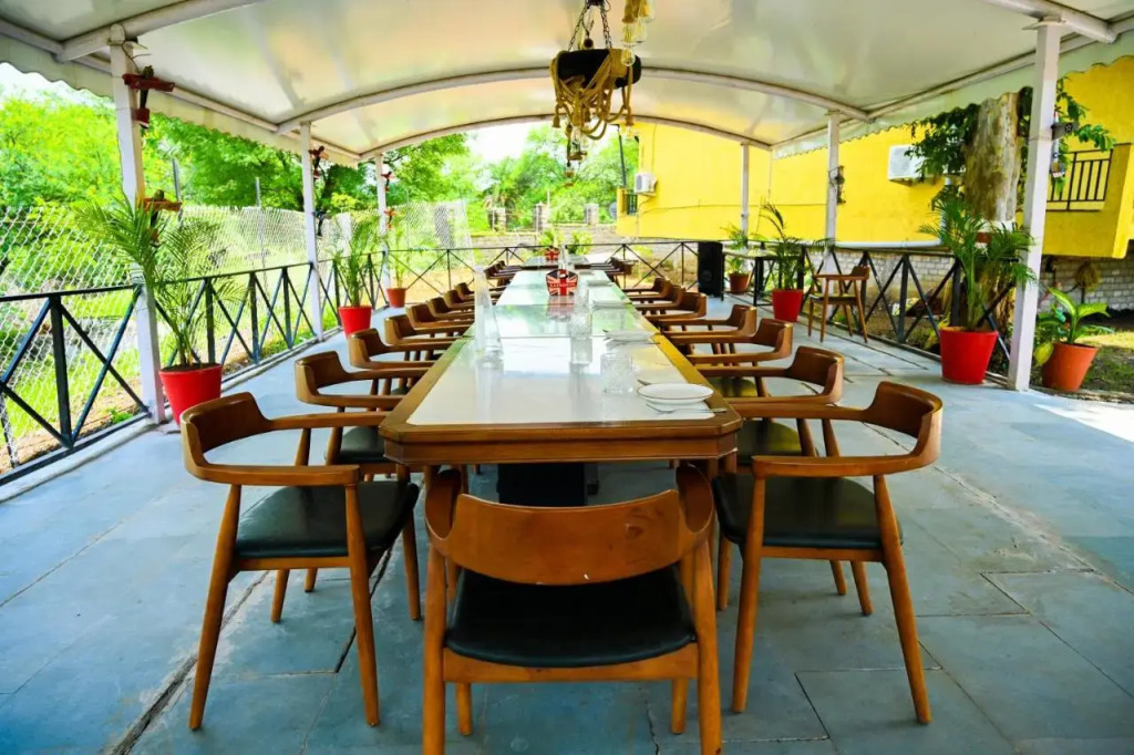 TGI Insignia Resort and Villas