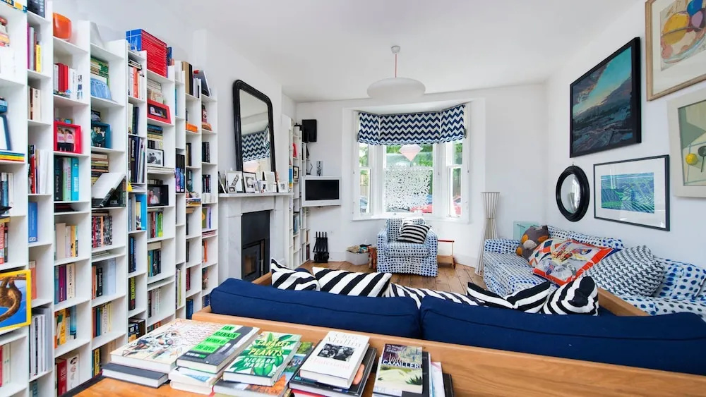 Fashionable 3BR Family Home in Battersea