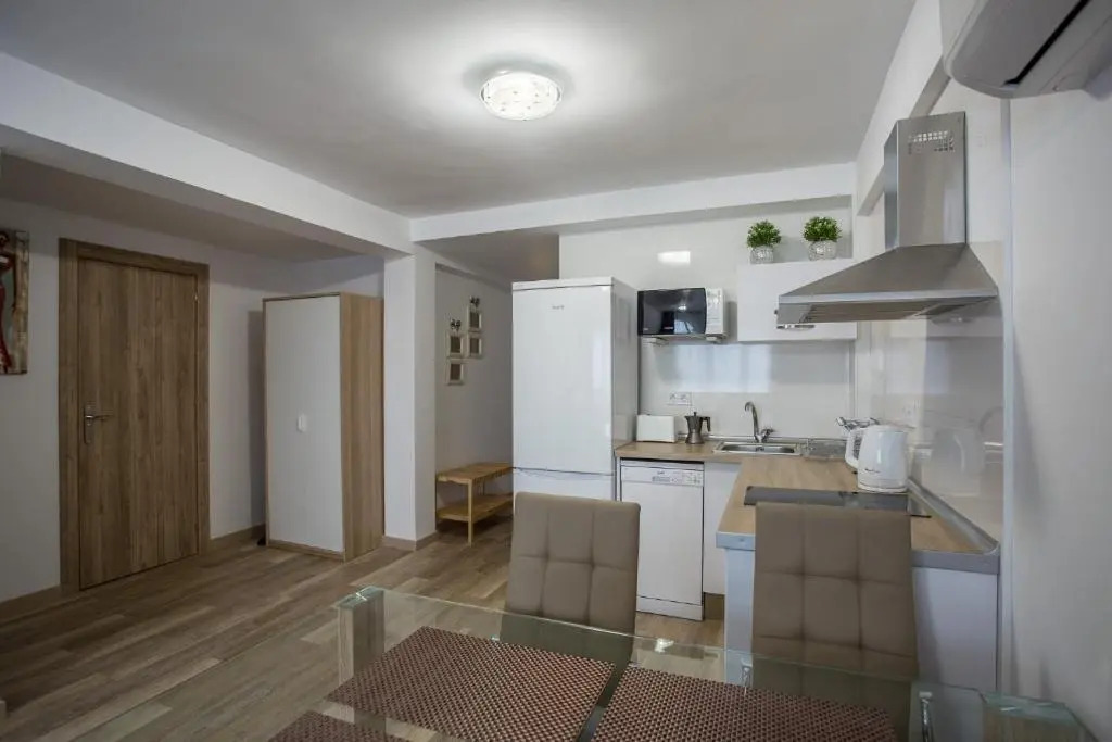 Apartment near City of Arts 2