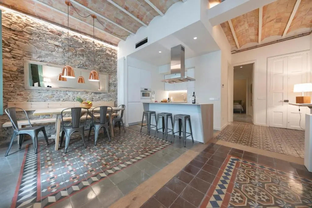 Bravissimo Mercaders, beautiful 3 bedroom apartment