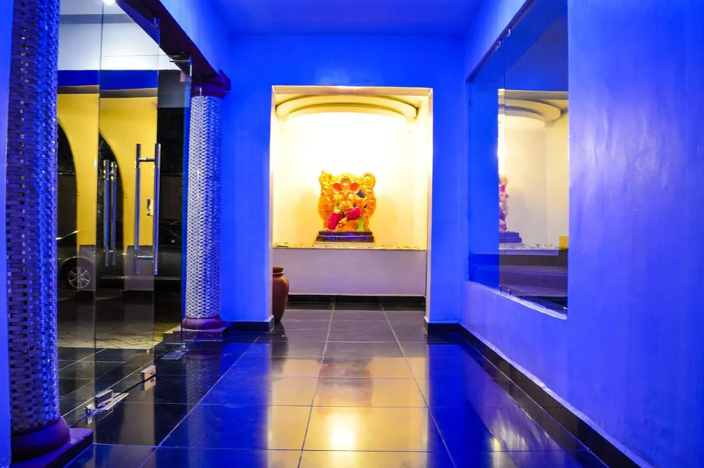 Decale Jewel Stone Hotel