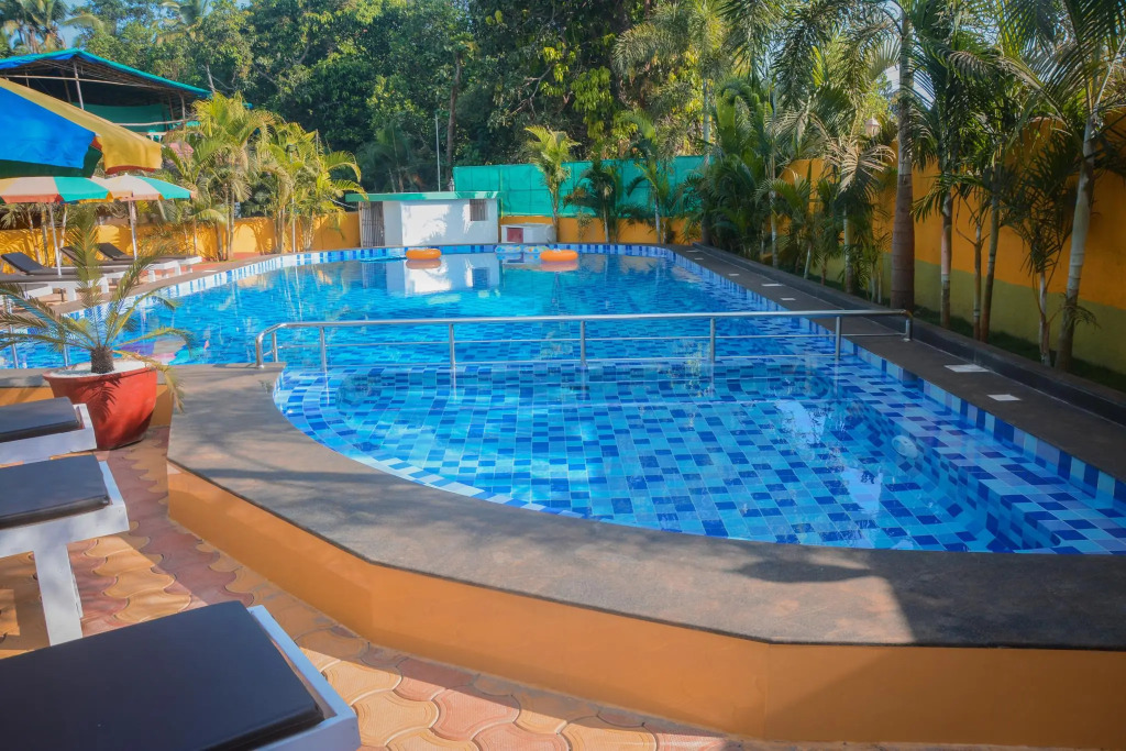 Ashvem Beach inn