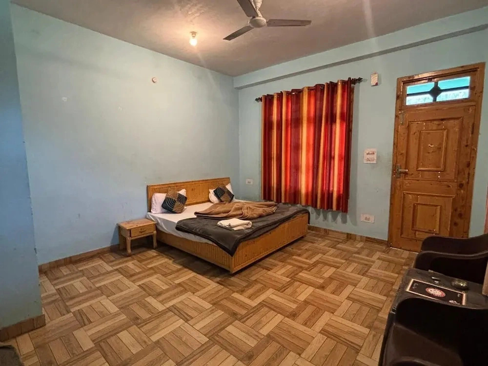 Fusion Guest House And Cafe