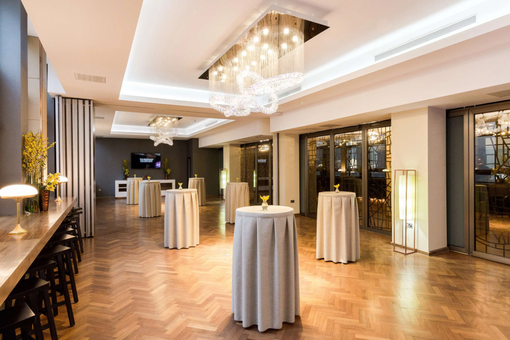 Montcalm Royal London House, Autograph Collection