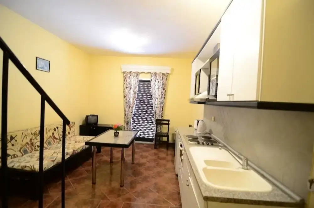 Penelope Apartments