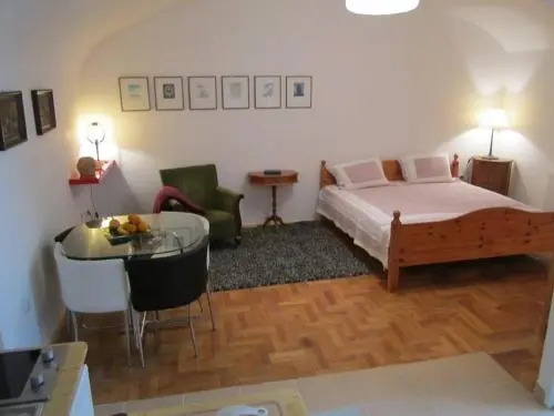 Toldi Apartman